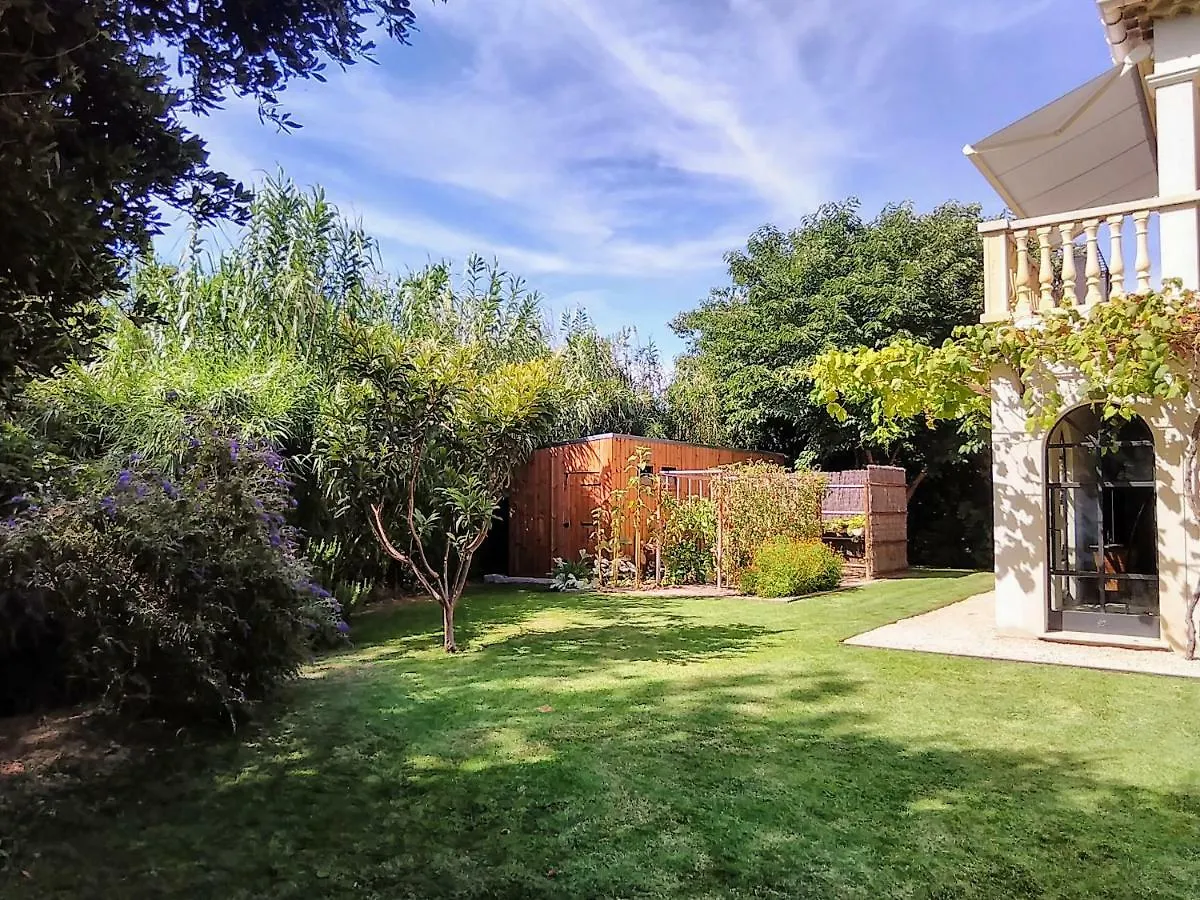 Location Vacances Gillardin Maussane les Alpilles Appartement